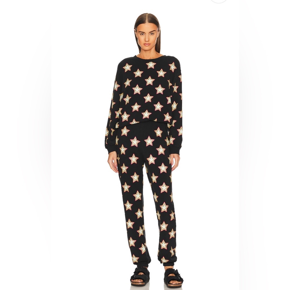 Chaser: Rainbow Star Pullover in Wash Black EUC